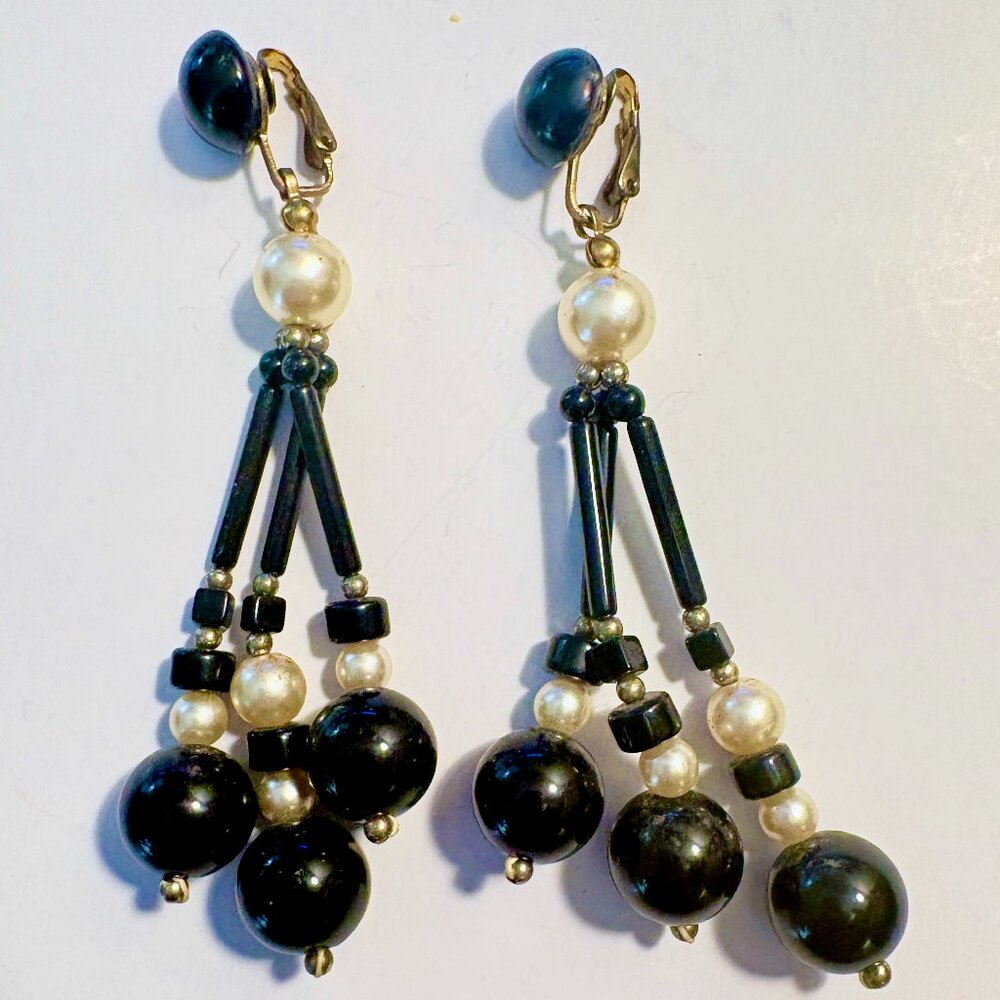 Vintage 1960's Black Bead & Pearl Dangling Clip Earrings